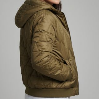 Prešita tkanina Triangle olive