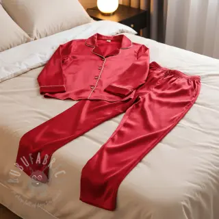 Saten red