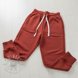 Kosmatena prevešanka stone red