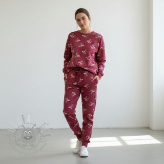 Prevešanka Dogs and hearts red