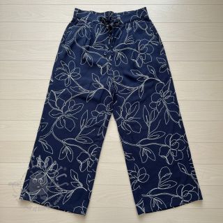 Viskoza z lanom EMBROIDERY Flower Danielle navy