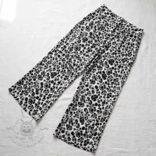 Viskoza SATIN Animal skin black digital print