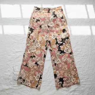 Viskoza SATIN Flowie Noe black digital print