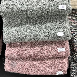 Paket blaga pletenine 217