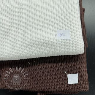 Paket blaga pletenine 230