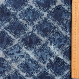 JEANS Distressed Denim