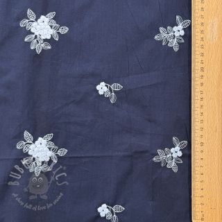 Bombažna tkanina VOILE EMBROIDERY Flowers navy