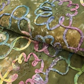 Bombažna tkanina TIE DYE EMBROIDERY Elise tape design A