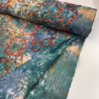 Bombažna tkanina TIE DYE EMBROIDERY Elise tape design C