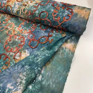 Bombažna tkanina TIE DYE EMBROIDERY Elise tape design C