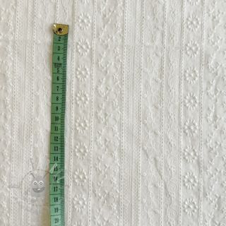 Bombažna tkanina EMBROIDERY Pattern white