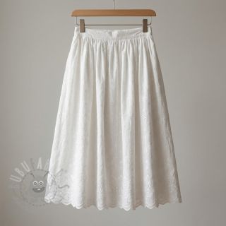 Bombažna tkanina EMBROIDERY TWO-SIDE SCALLOP Simi white