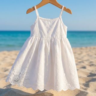 Bombažna tkanina EMBROIDERY TWO-SIDE SCALLOP Verena white