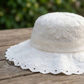 Bombažna tkanina EMBROIDERY Bellagio off white