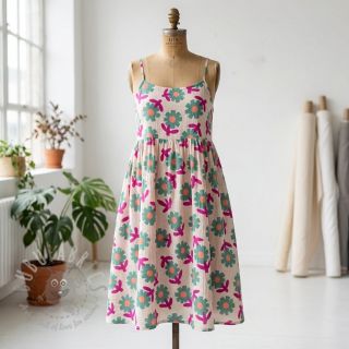 Dvoslojna gaza/muslin Flowers green by JENNIFER BOURON ORGANIC