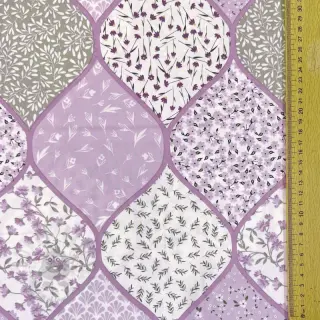 Bombažna tkanina Flowers patchwork lilac