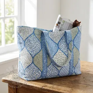 Bombažna tkanina Flowers patchwork baby blue