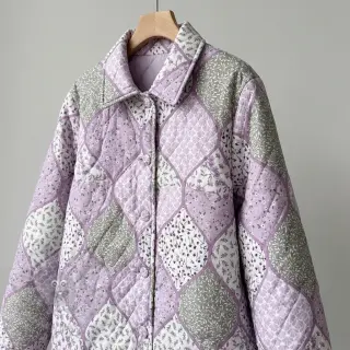 Bombažna tkanina Flowers patchwork lilac