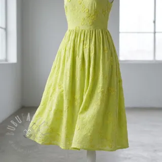 Bombažna tkanina EMBROIDERY Catchy leaves lime