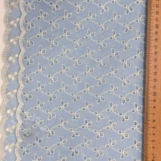 Bombažna tkanina EMBROIDERY Rosemary light blue