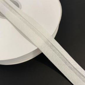Obrobljeni trak bombaž off white