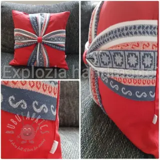 CANVAS red