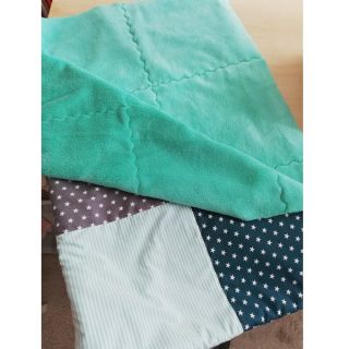 Bombažna tkanina Petit stars petrol