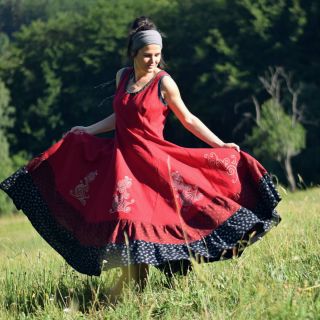 Lan opran dark red