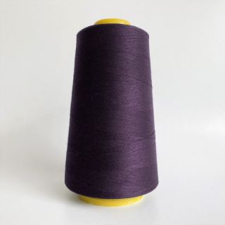 Overlock Poliestrski sukanec 2700 m violet