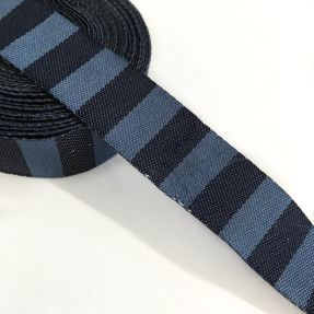 Trak Stripe dark jeans