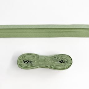 Obrobljeni trak bombaž - 3 m basil