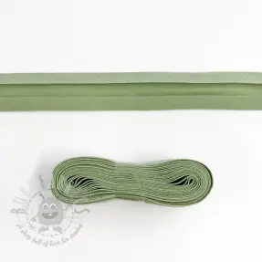 Obrobljeni trak bombaž - 3 m basil