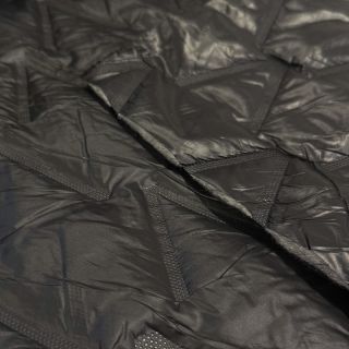 Prešita tkanina Triangle black