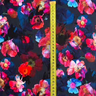 Topla pletenina Wild rose navy digital print