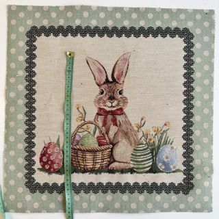 Dekorativna tkanina GOBELIN PREMIUM Easter Bunny Eggs PANEL