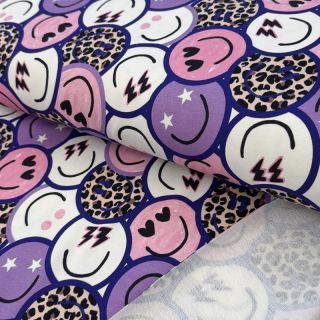 Tkanina trenirka Happy faces purple digital print