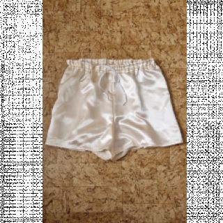 Satén beige