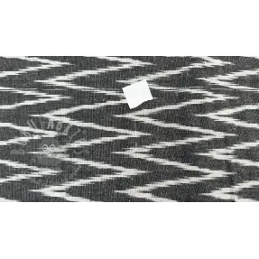 Bombažna tkanina IKAT grey design A 2. razred