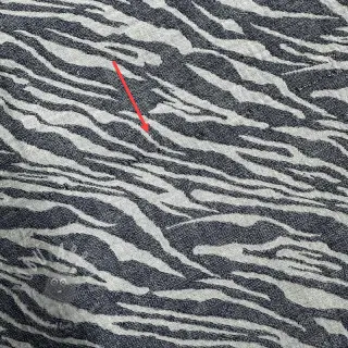 Dvojna gaza/muslin JACQUARD Animal pattern navy 2. razred