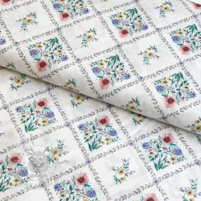 Bombažna tkanina Flowers Tara off white design A digital print