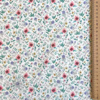 Bombažna tkanina Flowers Tara off white design B digital print