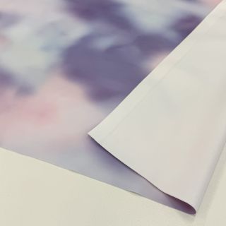 Blago za dežni plašč Abstract pink