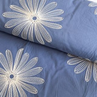 Bombažna tkanina EMBROIDERY Flowie jeans
