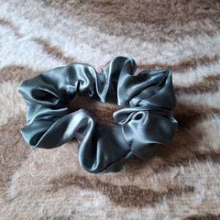 Saten old green