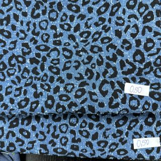Zadnji kosi paket jeans 060