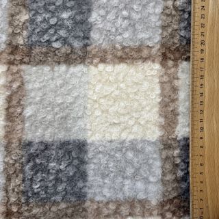 Plaščevina Bouclé Squares design D