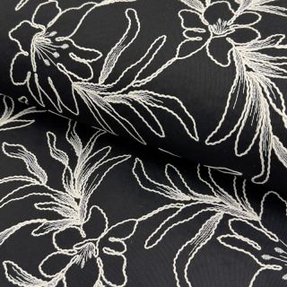 Bombažna tkanina EMBROIDERY GABARDINE Luana black