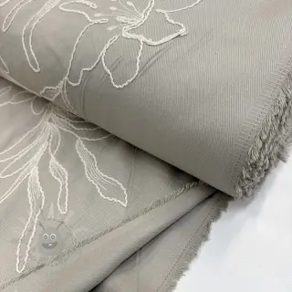 Bombažna tkanina EMBROIDERY GABARDINE Luana grey