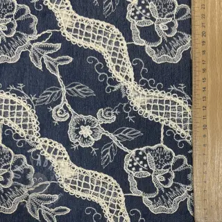 Bombažna tkanina JEANS EMBROIDERY Flora design A